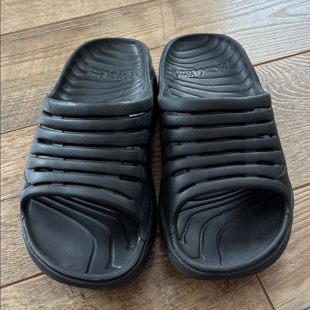 Black Slide Sandals for Women - Lightweight Comfort - Picture 2 of 7